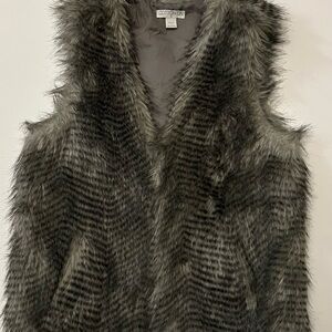 Cotton On Faux Fur Vest in Black and Gray